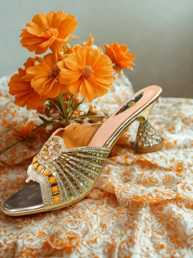 PRISM HEEL